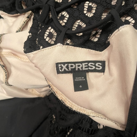 🤩 Express- Black lace lined romper - Picture 6 of 6
